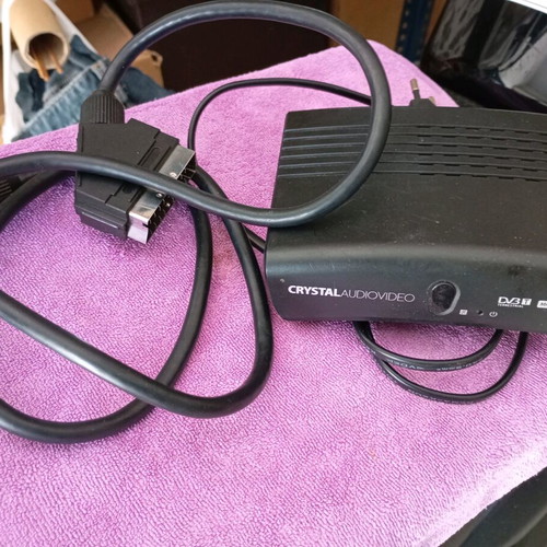 Crystal Audio decoder like new with SCART cable