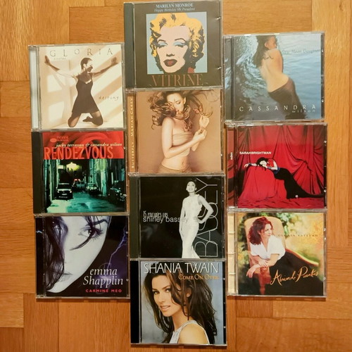 CD female voices pack of 10 new