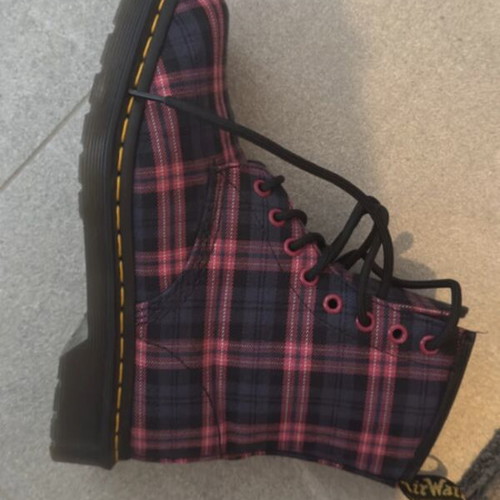 Dr. Martens Tartan Boots size 38 like new, pink