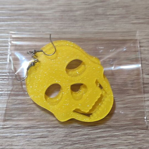 Dangling earrings new with glitter, yellow