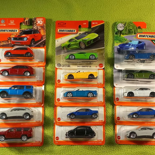 Μεταλλικά αυτοκινητάκια Matchbox καινούργια, σετ 36 τεμαχίων