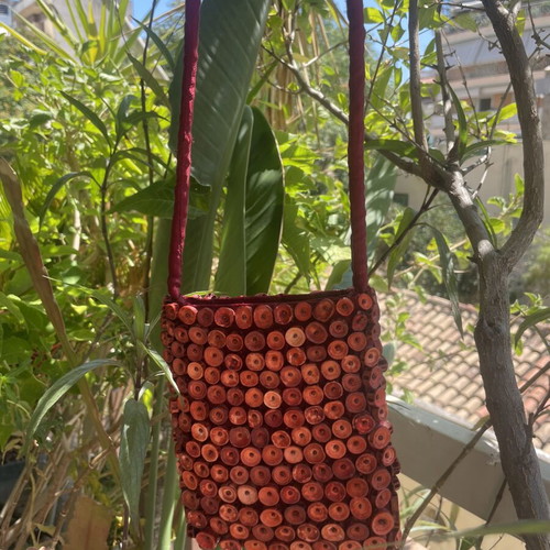Handmade shoulder bag with natural materials, burgundy