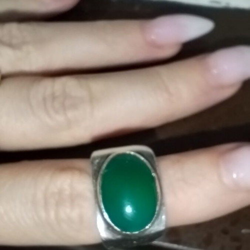 Sterling silver ring with green onyx cabochon used