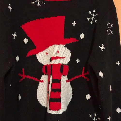 Winter sweater like new, size 2XL, black and red