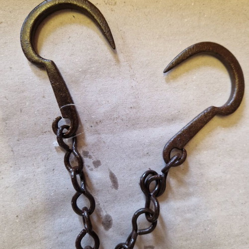 Roman scales 47 cm used with iron hook chain, greased