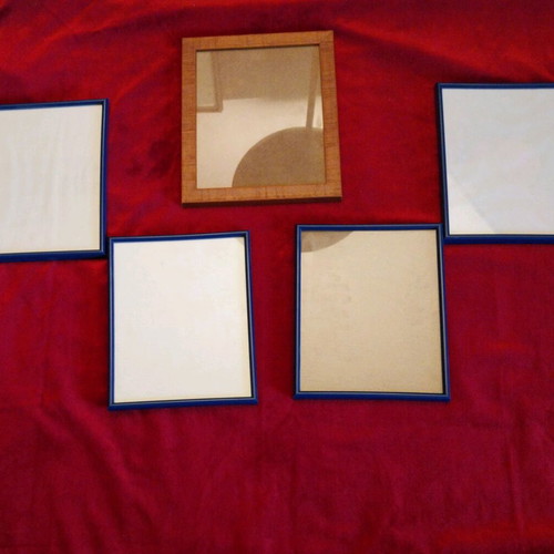 Wall frames like new, pack of 5, celluloid 25x20 cm