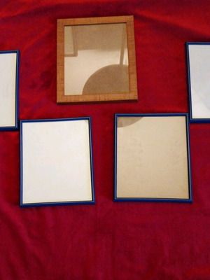Wall frames like new, pack of 5, celluloid 25x20 cm