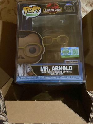 Funko Pop 2031 Jurassic Park Mr Arnold limited edition sealed 5000 pcs