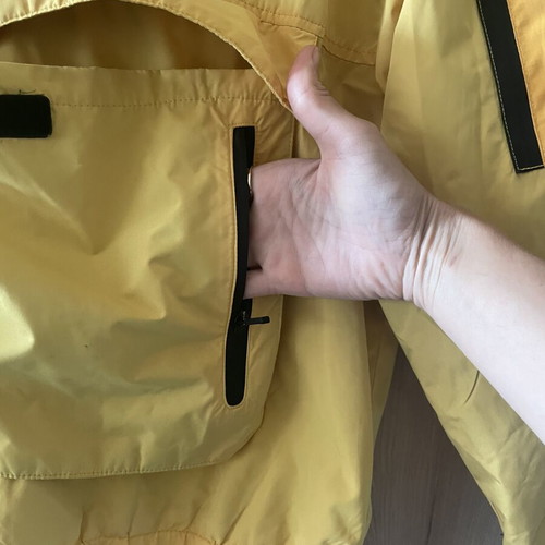 Zara jacket for boys, lightweight windproof, like new, size 11-12 years