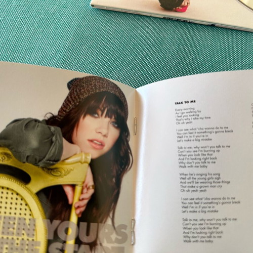 Carly Rae Jepsen Curiosity CD like new, pop