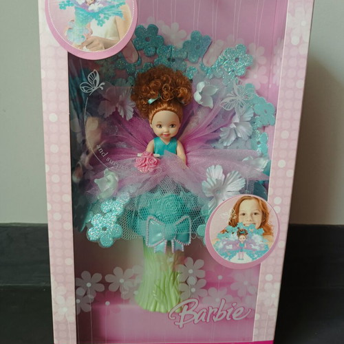 Barbie Every Girl's Dream Wedding Kelly Flower Girl and Bouquet new