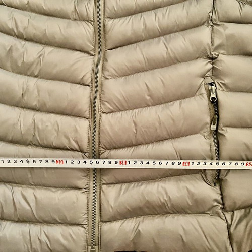 Sleeveless Quilted Jacket with Hood Large, like new, gray