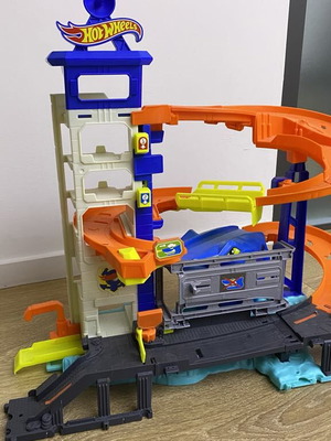 Hot Wheels Track like new