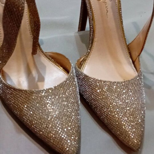 Evening high-heeled shoes new, gold champagne with rhinestones, size 41