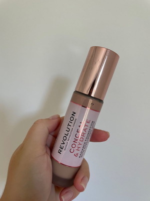 Revolution foundation makeup base like new, shade f7