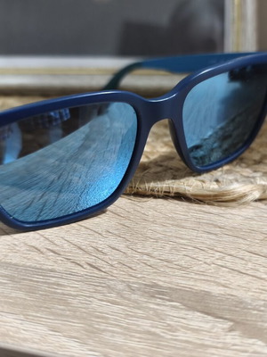 Lacoste sunglasses blue frame with blue mirror lens wayfarer style size 54 like new