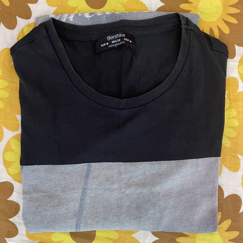 Bershka men's blouse like new, size M, black