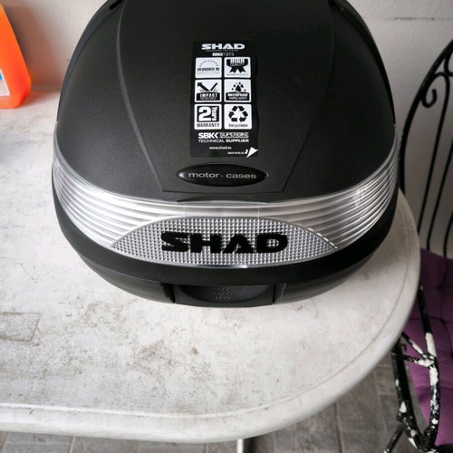 Shad motorcycle top case new with warranty