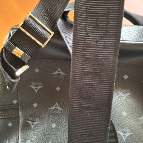 La tour de Eiffel large backpack like new, black