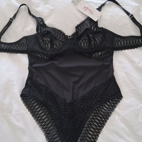 Triumph Body Aura Slim Fit 75B bodysuit new, black