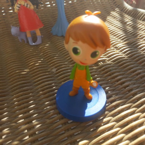 Mini character figures set like new