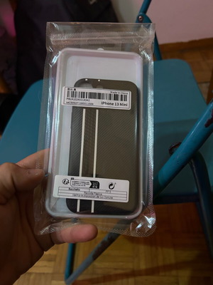 Θήκη iPhone 13 mini carbon καινούργια, σφραγισμένη