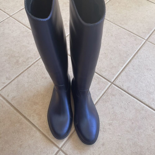 Armani Exchange black boots size 38
