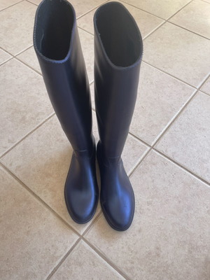 Armani Exchange black boots size 38