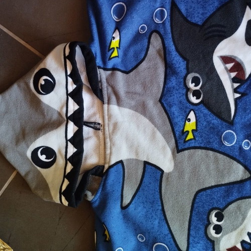 Children's beach poncho one size like new
