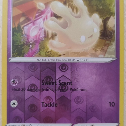 Pokemon Reverse Holo Milcery Card Vivid Voltage set like new