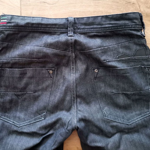 Men's black jeans like new, size 32 slim