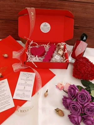 Σετ Inspired Si Passione και Rose & Violet με Car Diffuser, Wax Melt και κερί καρδιές