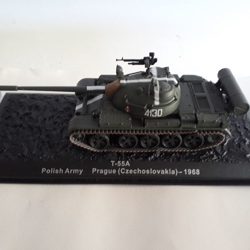 Collectible T-55A Polish Army Prague tank 1/43 scale new