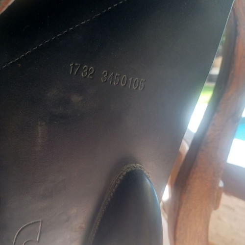 Prestige horse saddle like new