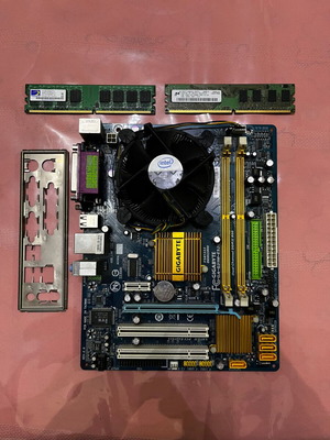 Set Υπολογιστή C2D E5200 LGA 775 με 2GB RAM σαν καινούργιο