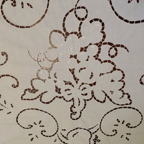 Handmade cutwork curtain like new 150x170 without tape