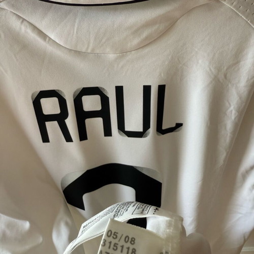Real Madrid Raul 2007-2008 jersey like new, authentic XL