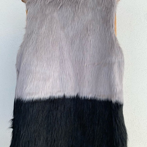 Sleeveless fur vest like new, black and gray, size L