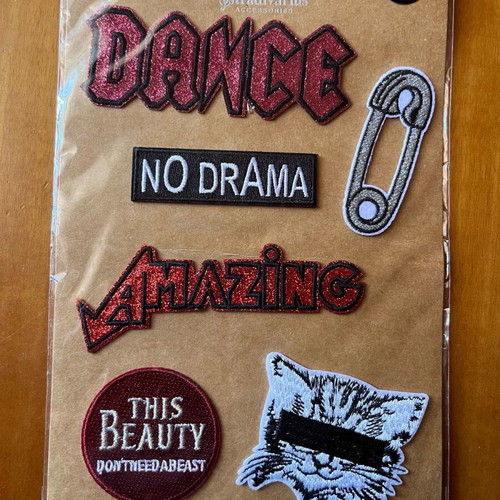 Patch set new from Stradivarius, iron-on and sew-on