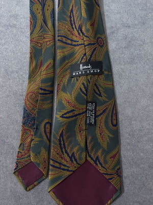 Silk tie like new