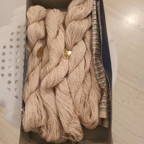 Michalopoulou lace thread (eagle) number 40 new, 6 pieces
