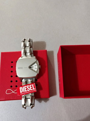 Ρολόι Diesel νέο, ασημί, με κουτί