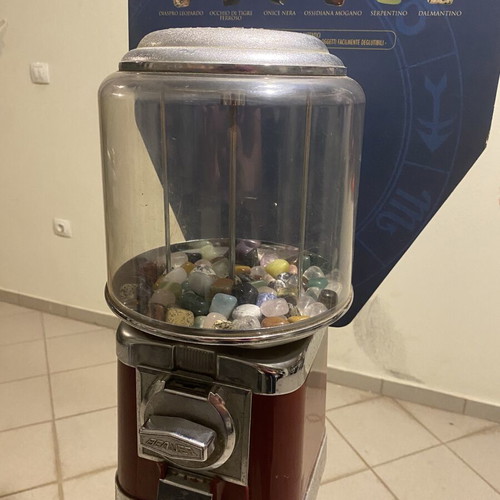 Beaver Automatic Vending Machine like new with semi-precious stones