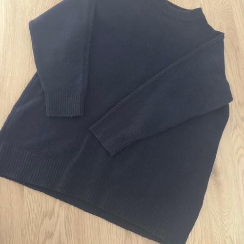 Oversized Bershka sweater size Small black like new