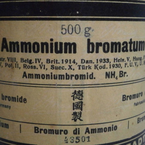 Pharmacy bottle used vintage German Ammonium Bromatum