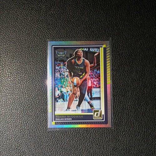 2025 Panini Donruss WNBA Teaira McCowan Holo card like new