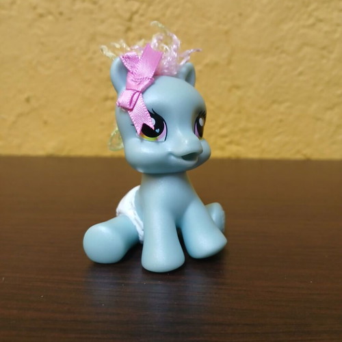 My Little Pony Newborn Cutie used baby pony figure Hasbro