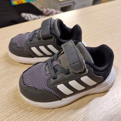 Adidas Tensaur Run Baby Shoes No21 like new with box