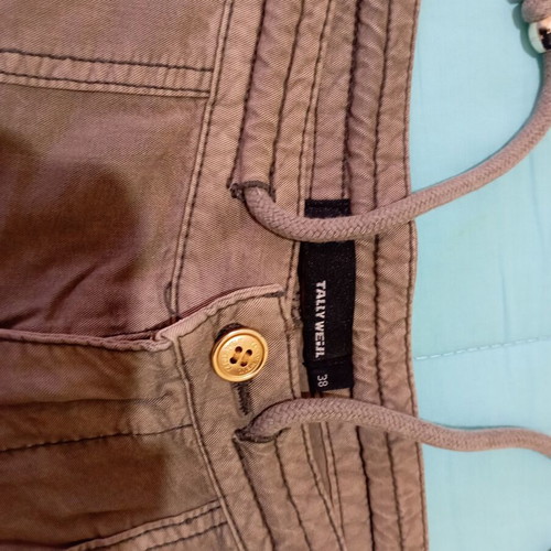 Women's shorts used, green khaki, size M