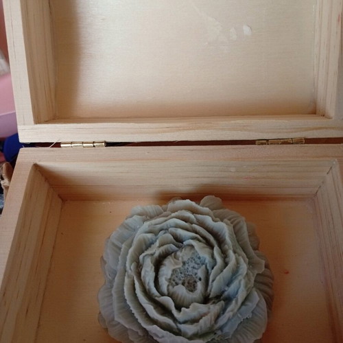 Handmade candle for bombonieres made to order